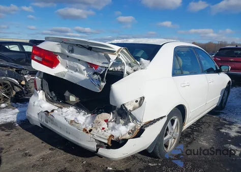 2005 Honda Accord 2.4 Ex из США, поврежденный, VIN 1HGCM56815A117553